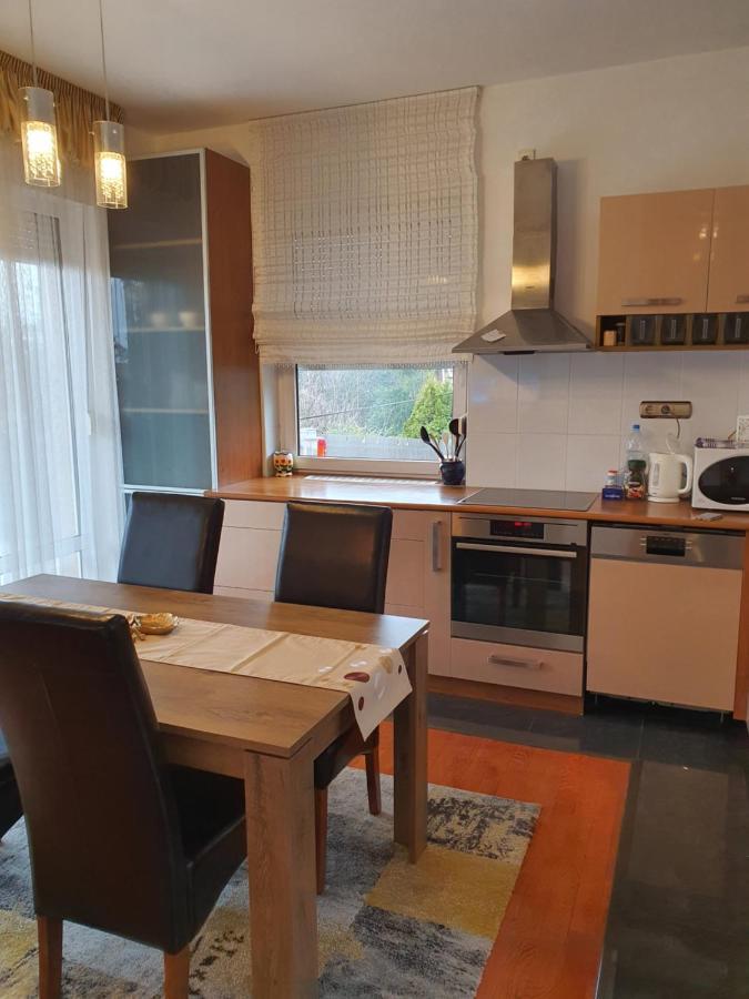 Adel Apartman Miskolc Eksteriør bilde