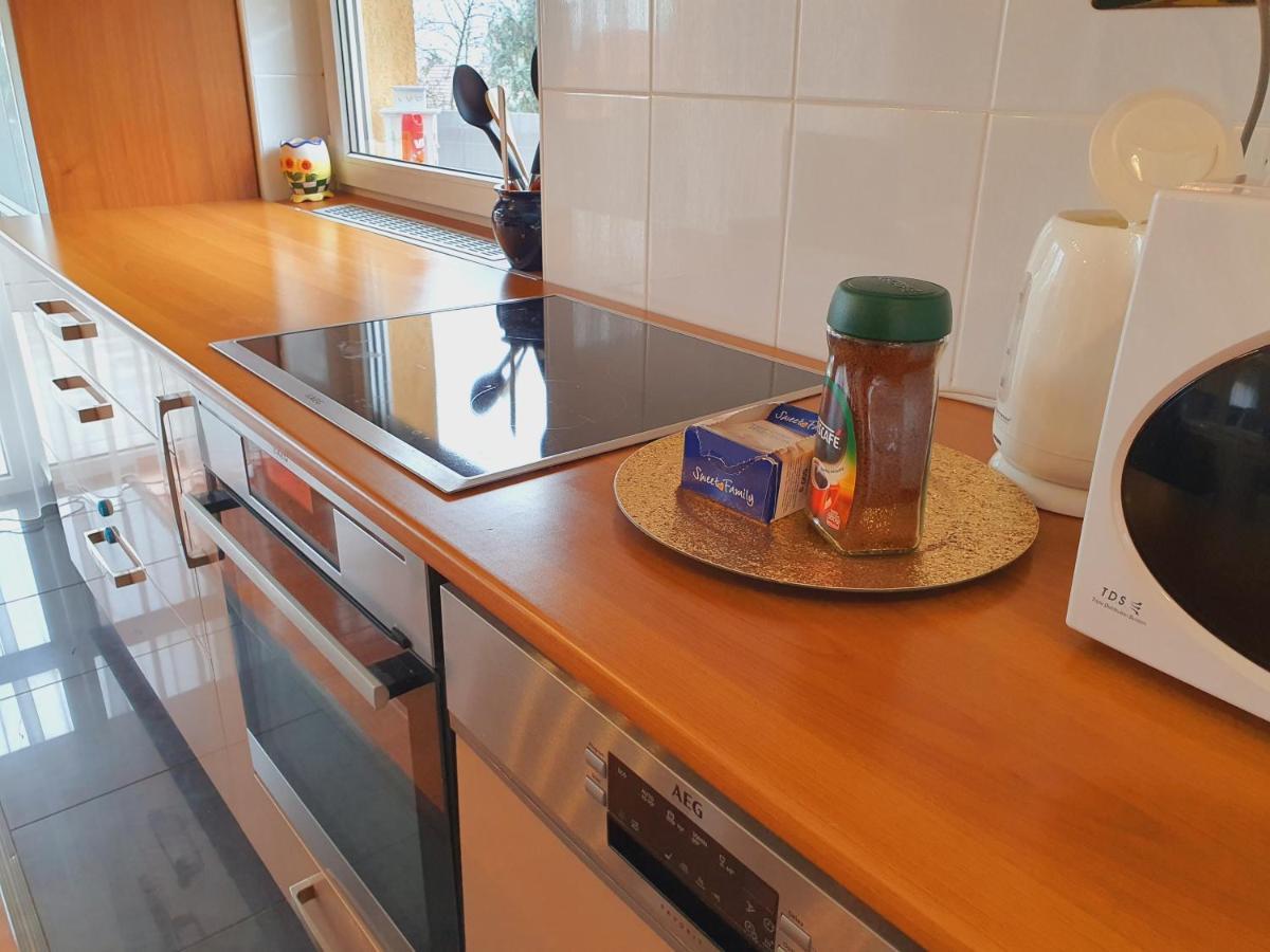 Adel Apartman Miskolc Eksteriør bilde